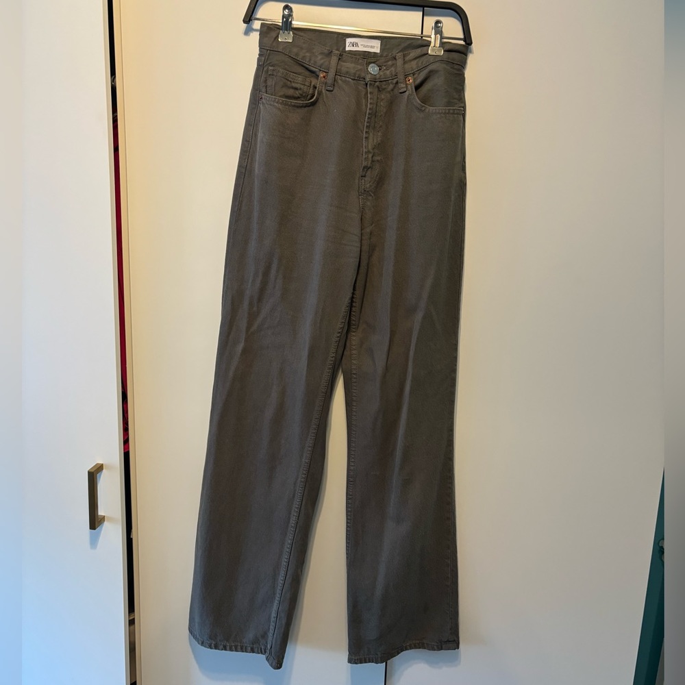 Brown Zara pants, too small